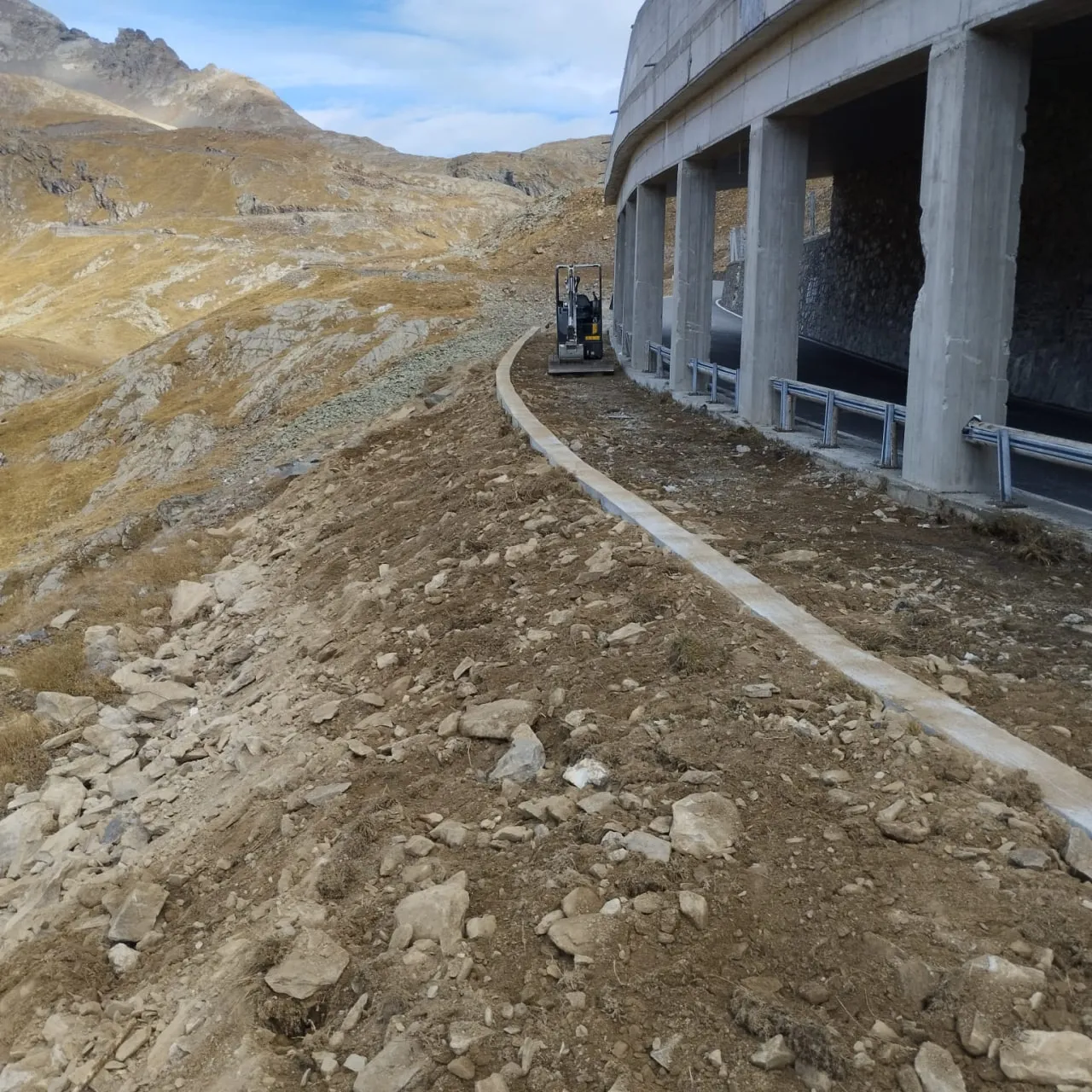 Prima Preparazione Fondo Ciclabile - Foto 1