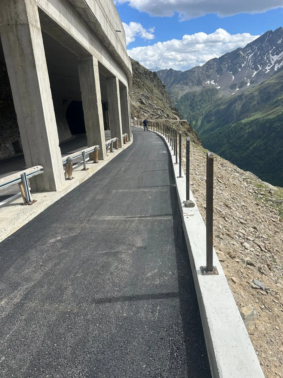 Dopo Preparazione Fondo Ciclabile  - Foto 2